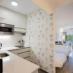 Apartman White - La Caleta