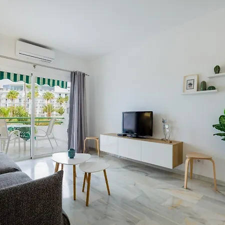 White - La Caleta Apartment